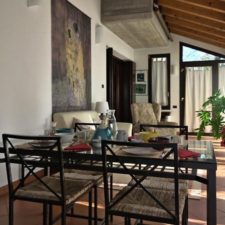 La Casa Dei Tigli Apartment เตรวิโซ ภายนอก รูปภาพ
