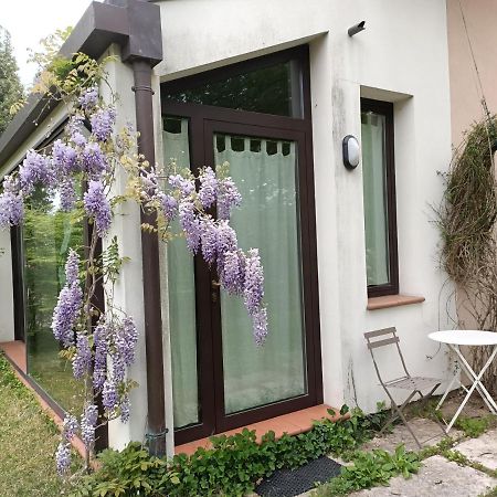 La Casa Dei Tigli Apartment เตรวิโซ ภายนอก รูปภาพ
