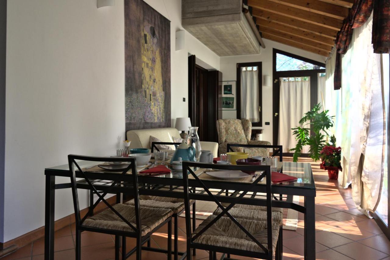 La Casa Dei Tigli Apartment เตรวิโซ ภายนอก รูปภาพ